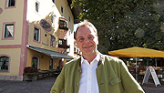 Hotelier Hans Rieser f&uuml;hrt das Haus in 3. Generation (&copy;Foto: Martin Schmitz)